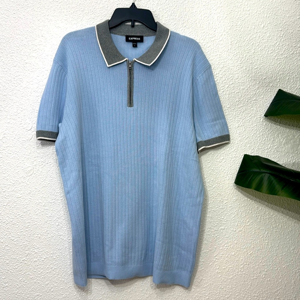 Express Men’s Knit top size XL